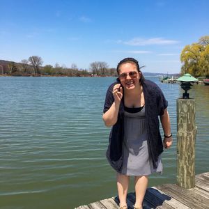 Meet your Posher, Leslie